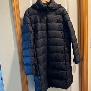 EUC Uniqlo Long Ultra Light Down Jacket - Black XXL